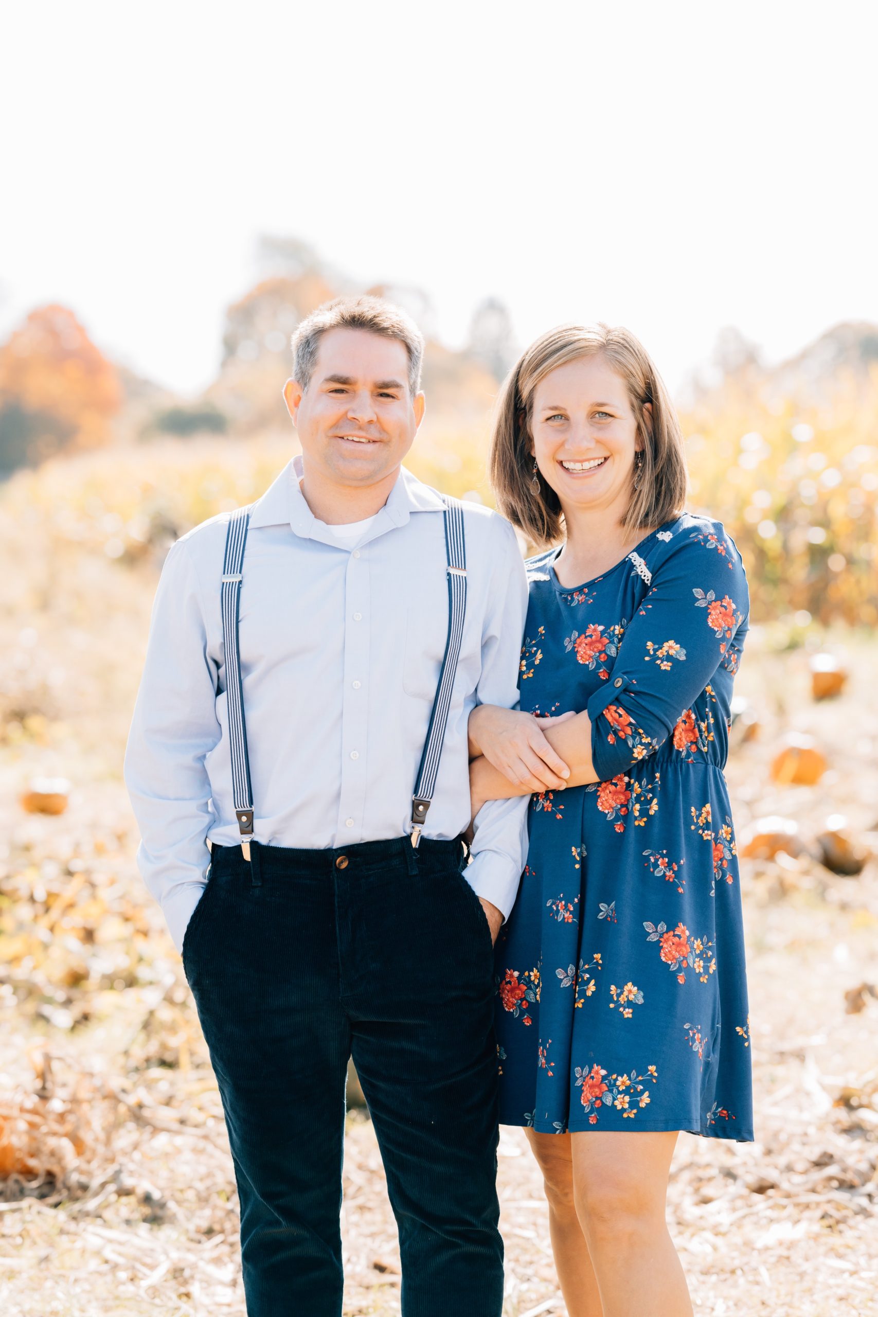 mom and dad pose together at Golden Heart Photography Mini Session